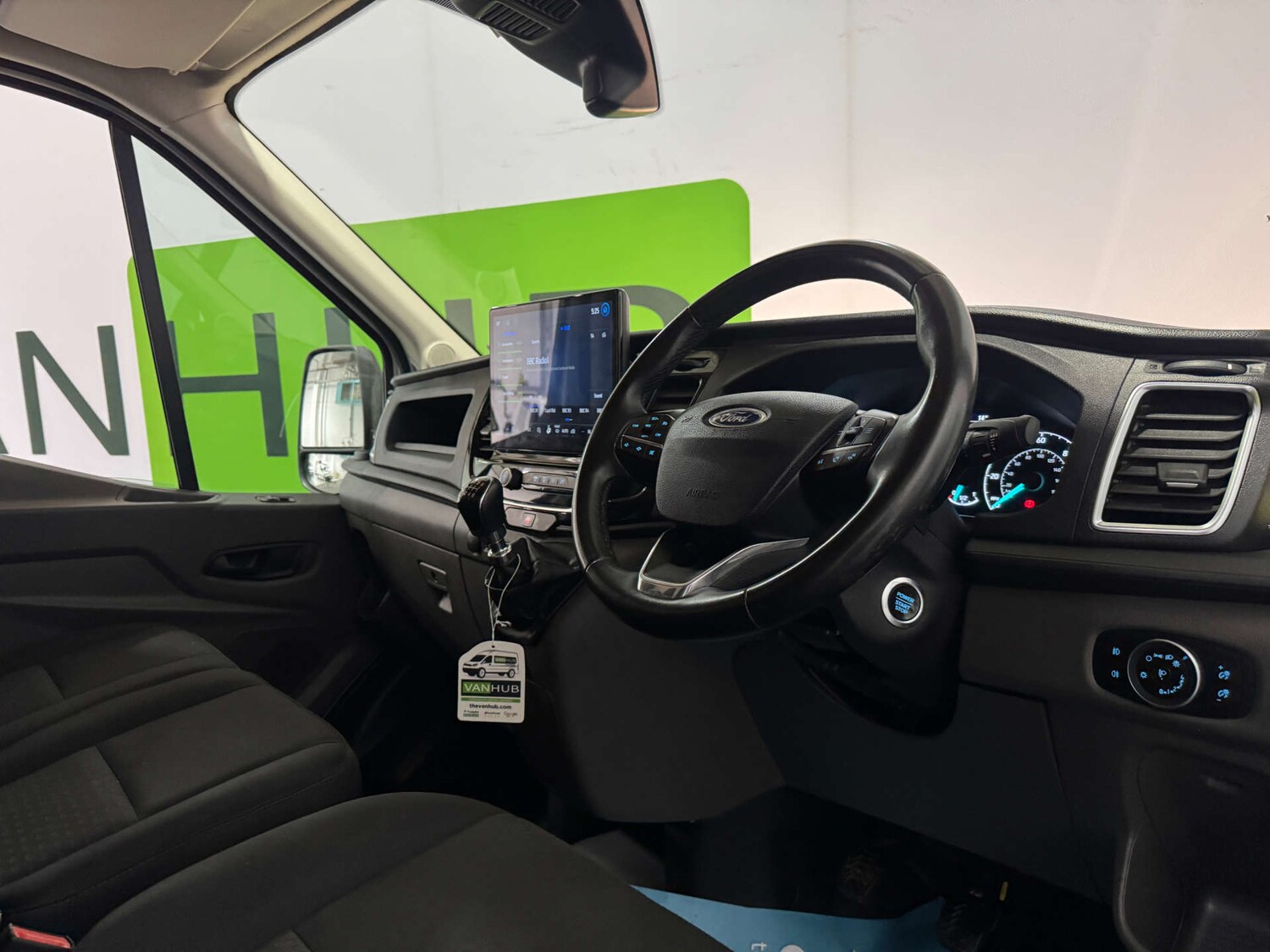 Used Ford Transit 2024 for sale - 77669324: Photo 2