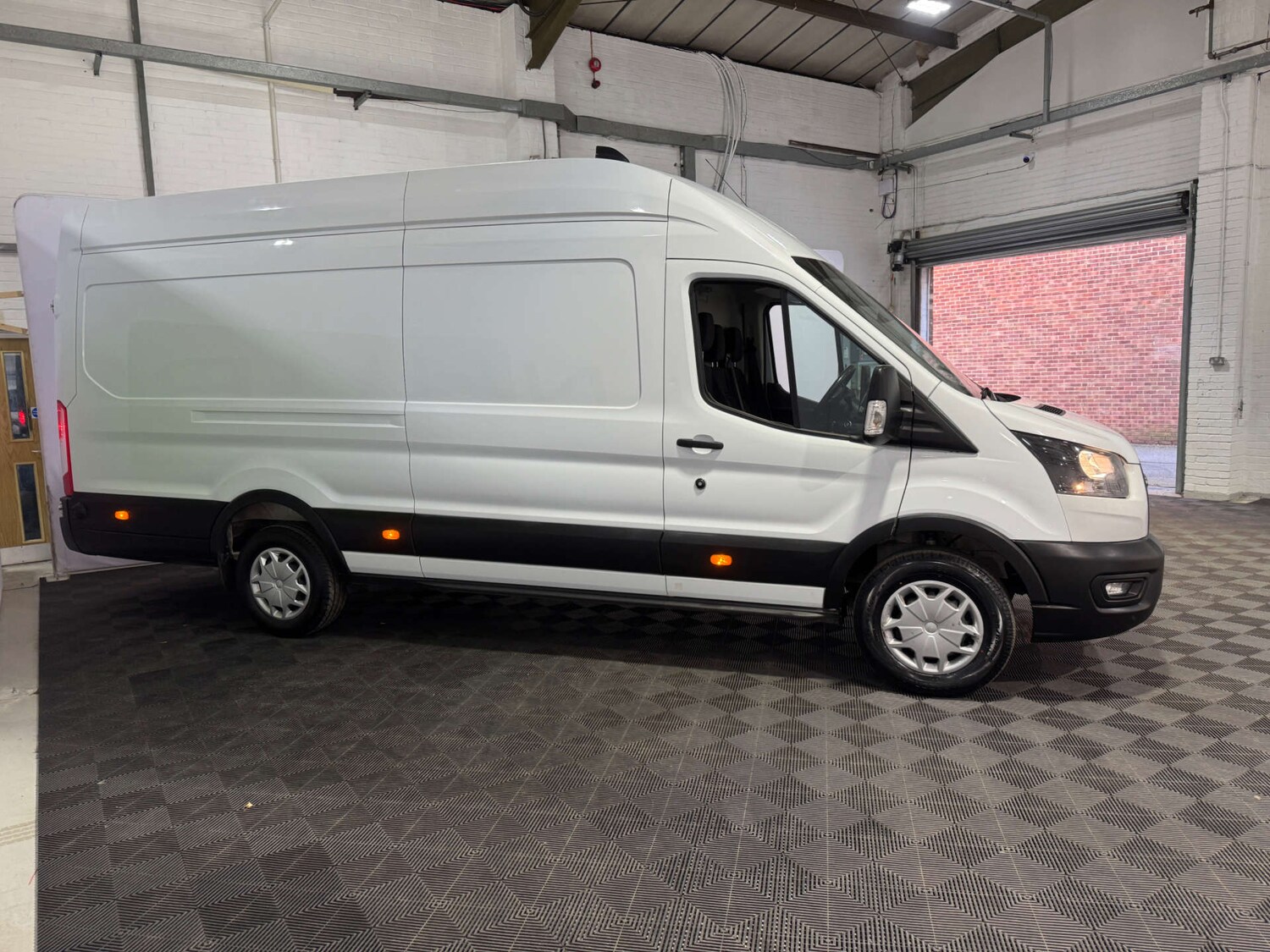 Used Ford Transit 2024 for sale - 77669324: Photo 9