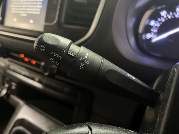 Used Vauxhall Vivaro 2023 for sale - 75332103: Photo 13