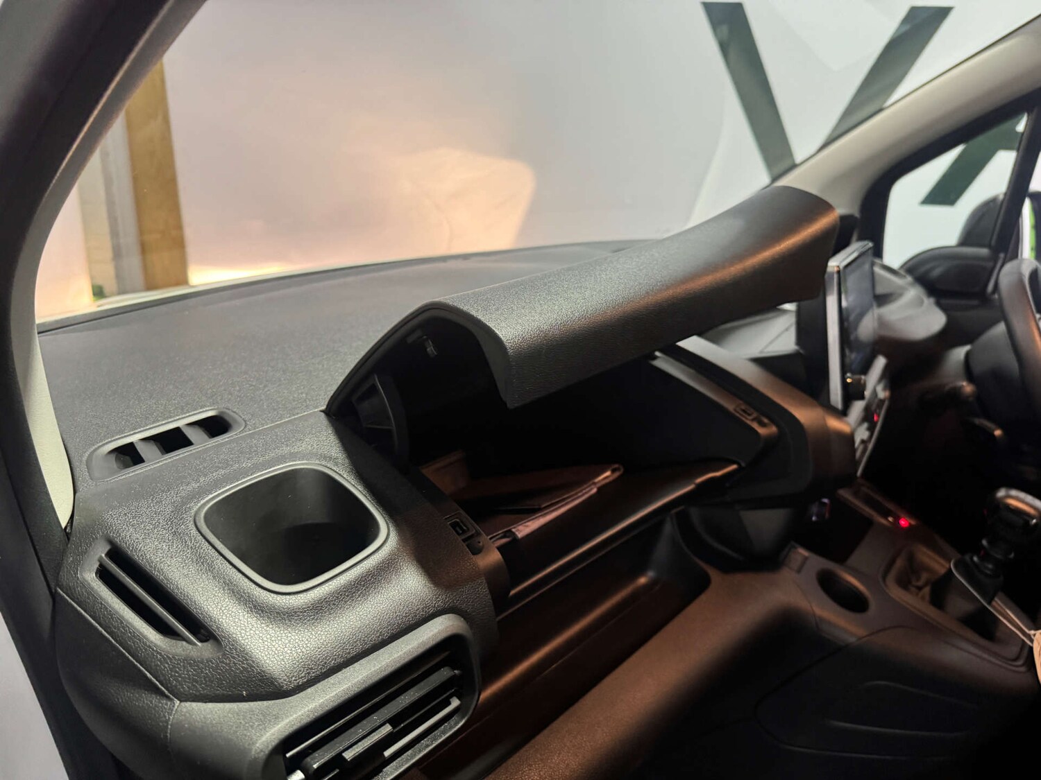 Used Peugeot Partner 2022 for sale - 77127322: Photo 24