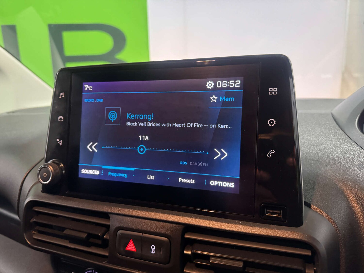 Used Peugeot Partner 2022 for sale - 77127322: Photo 43