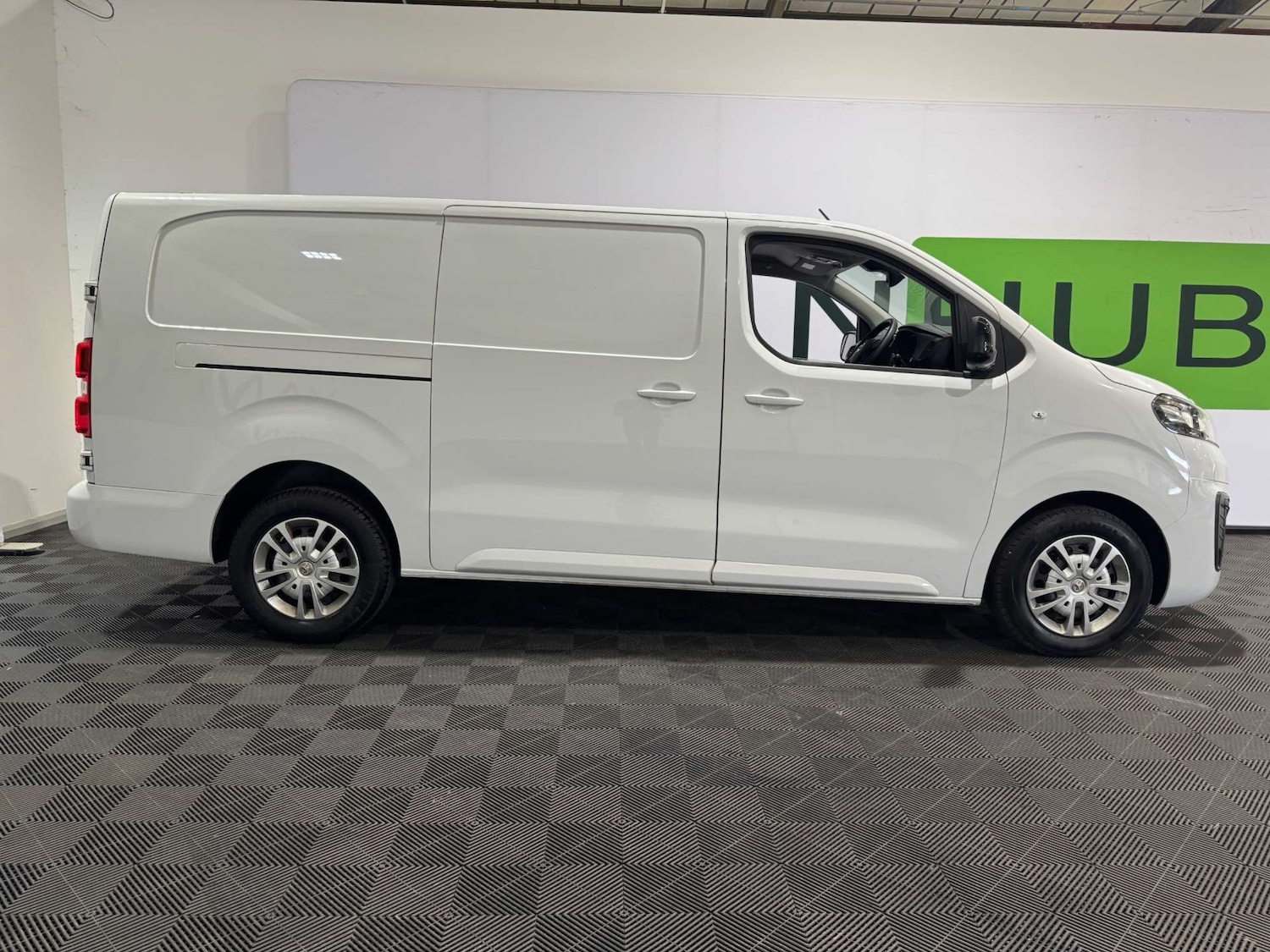 Used Vauxhall Vivaro 2022 for sale - 76601631: Photo 7