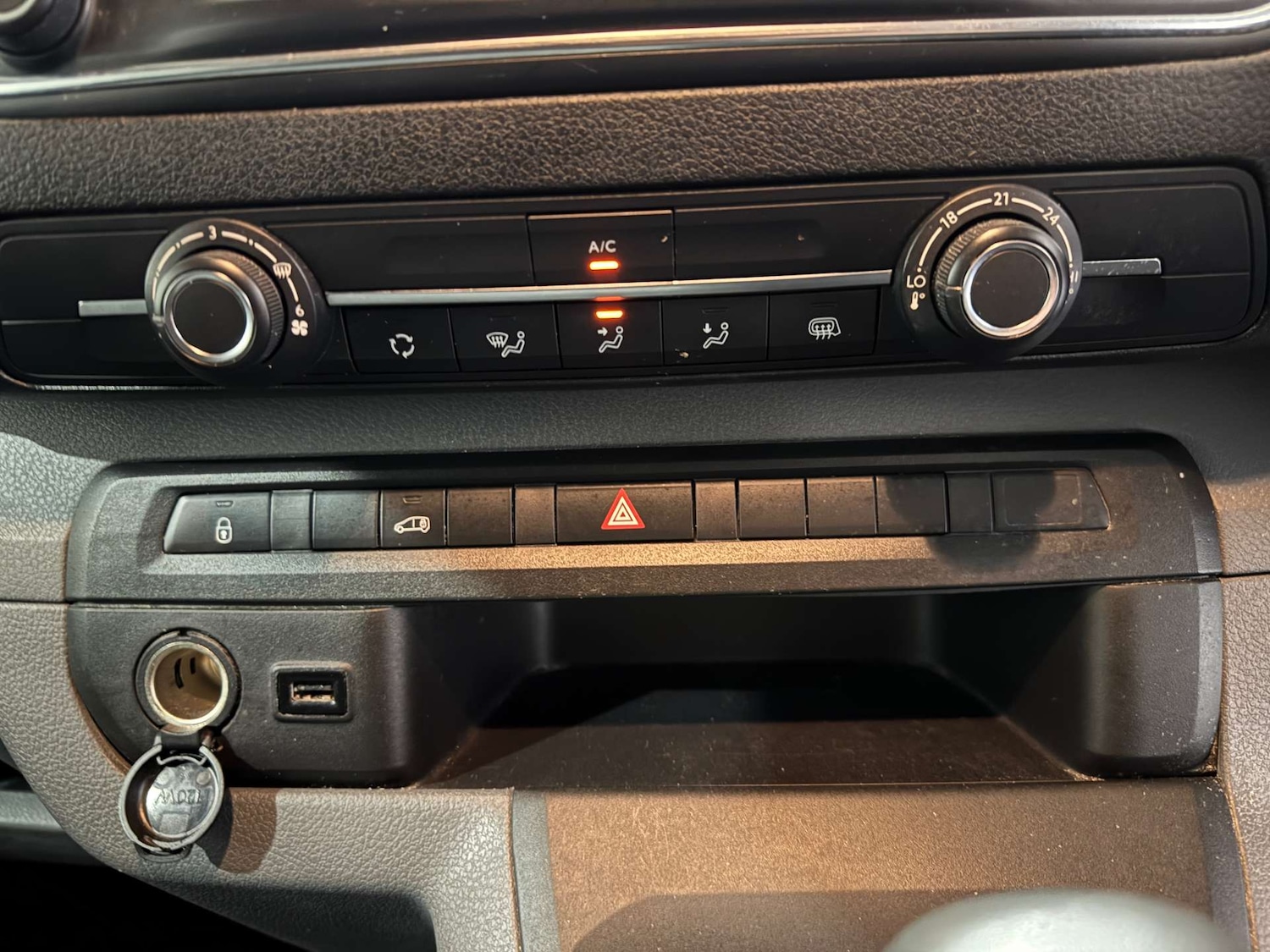 Used Vauxhall Vivaro 2020 for sale - 76367327: Photo 10