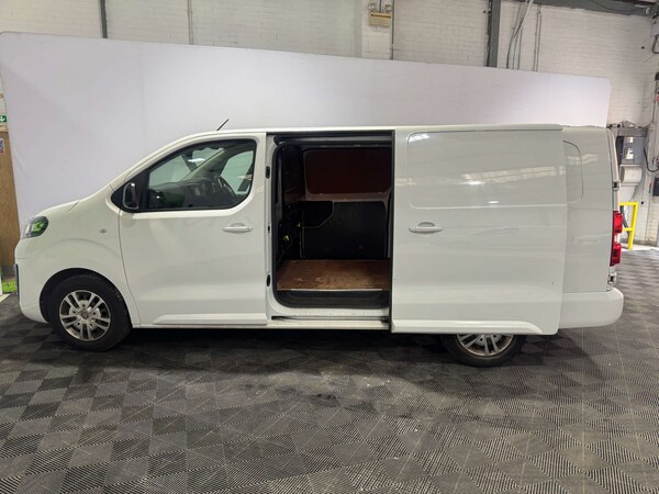 Used Vauxhall Vivaro 2022 for sale - 76077974: Photo 4