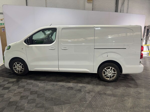 Used Vauxhall Vivaro 2022 for sale - 76077974: Photo 5
