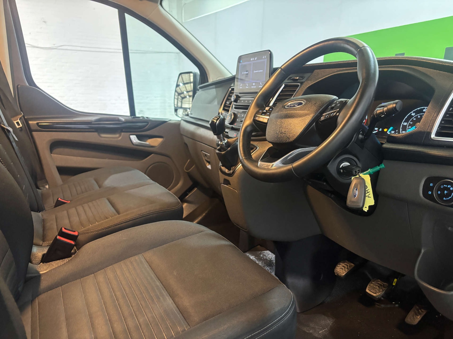 Used Ford Transit Custom 2023 for sale - 77104175: Photo 2