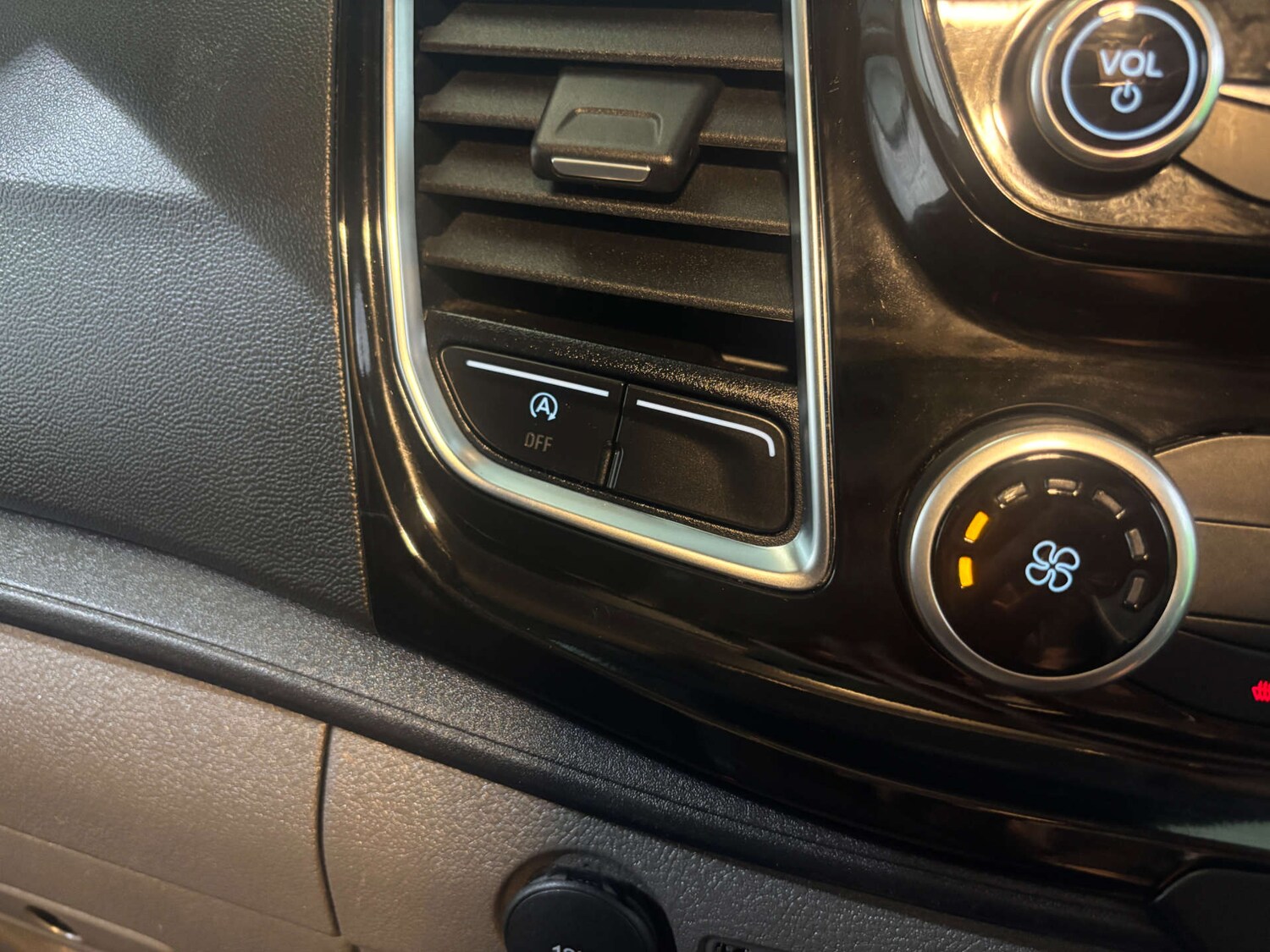 Used Ford Transit Custom 2023 for sale - 77104175: Photo 38