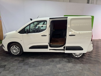 Used Vauxhall Combo 2020 for sale - 76184951: Photo
