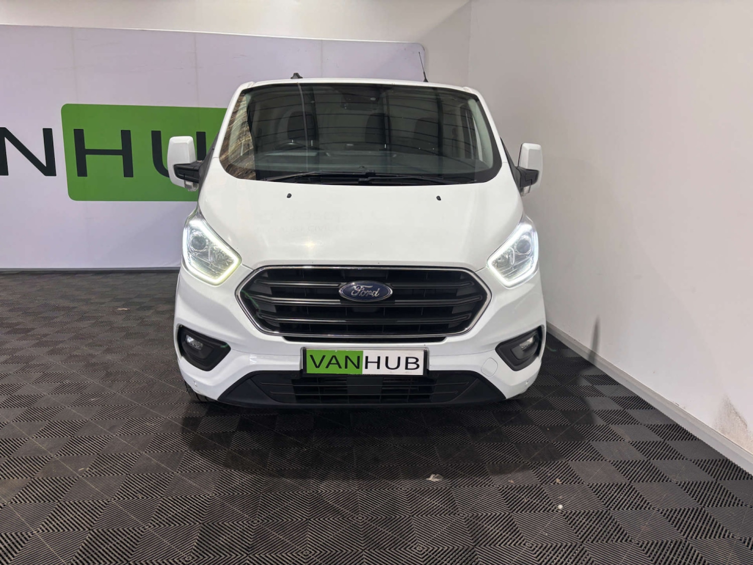 Used Ford Transit Custom 2021 for sale - 76601940: Photo 2