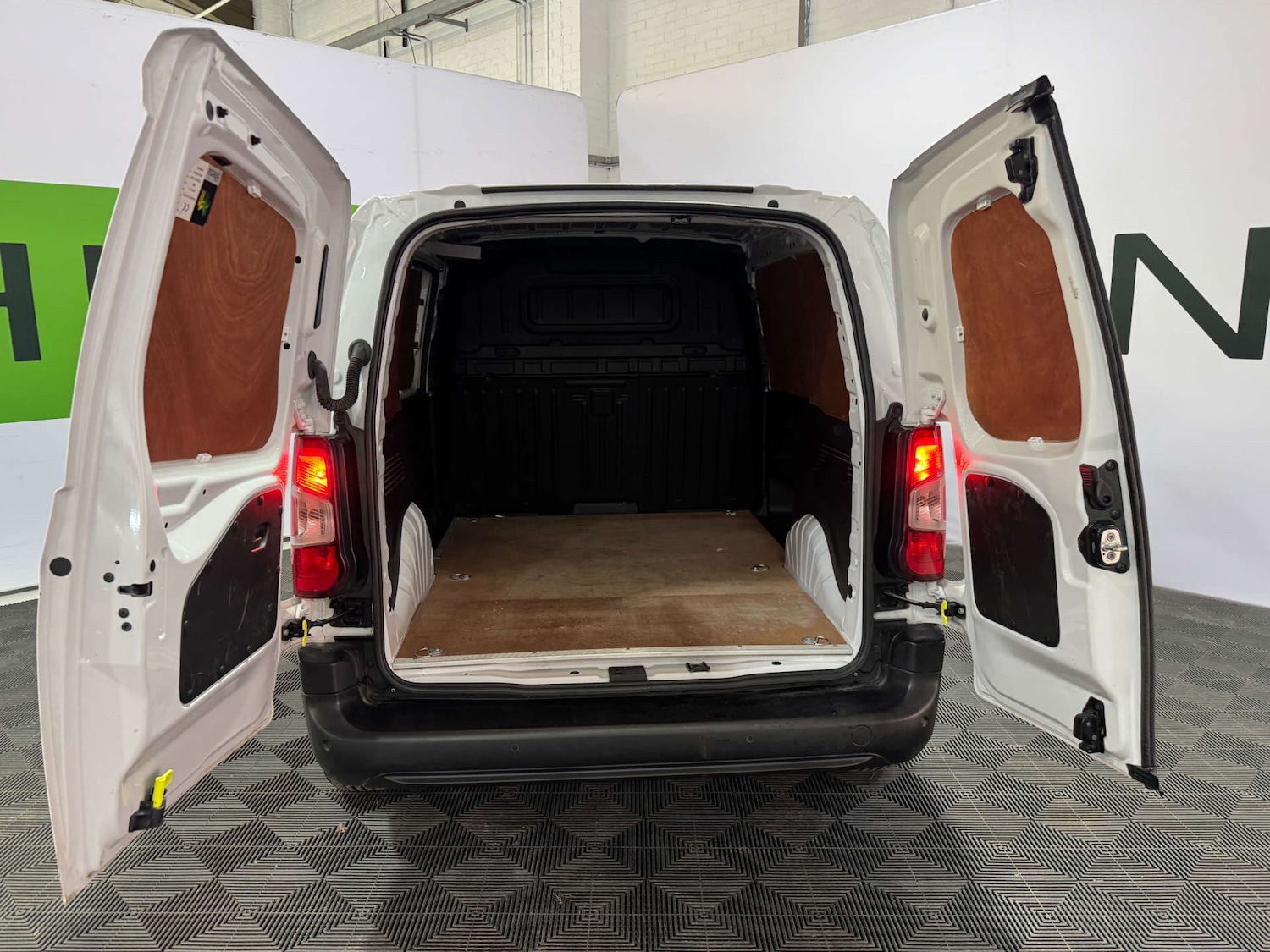 Used Vauxhall Combo 2022 for sale - 77636193: Photo 28