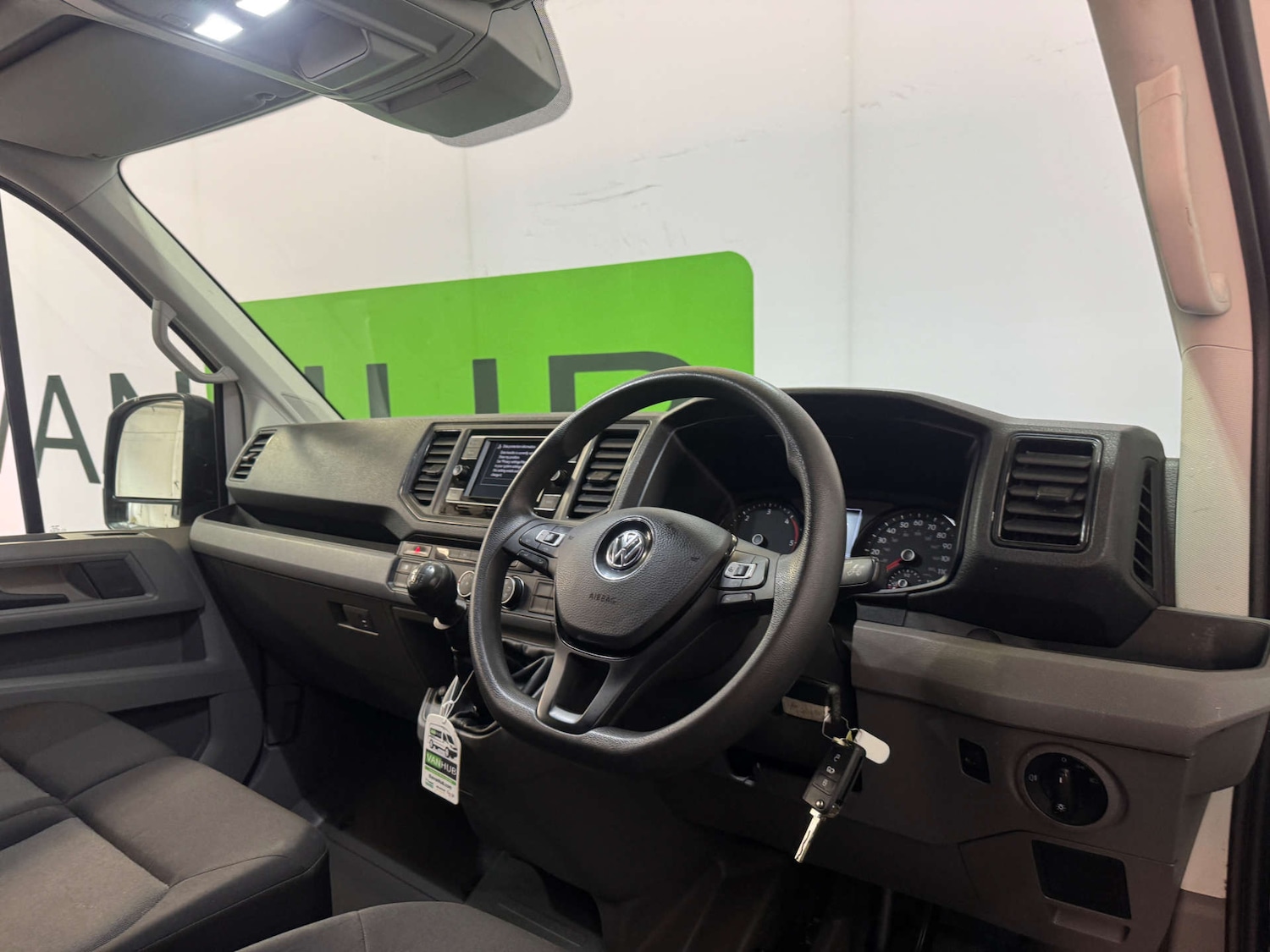 Used Volkswagen Crafter 2023 for sale - 77903010: Photo 2