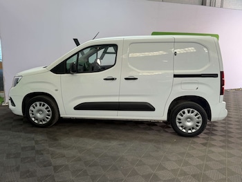 Used Vauxhall Combo 2020 for sale - 79140196: Photo