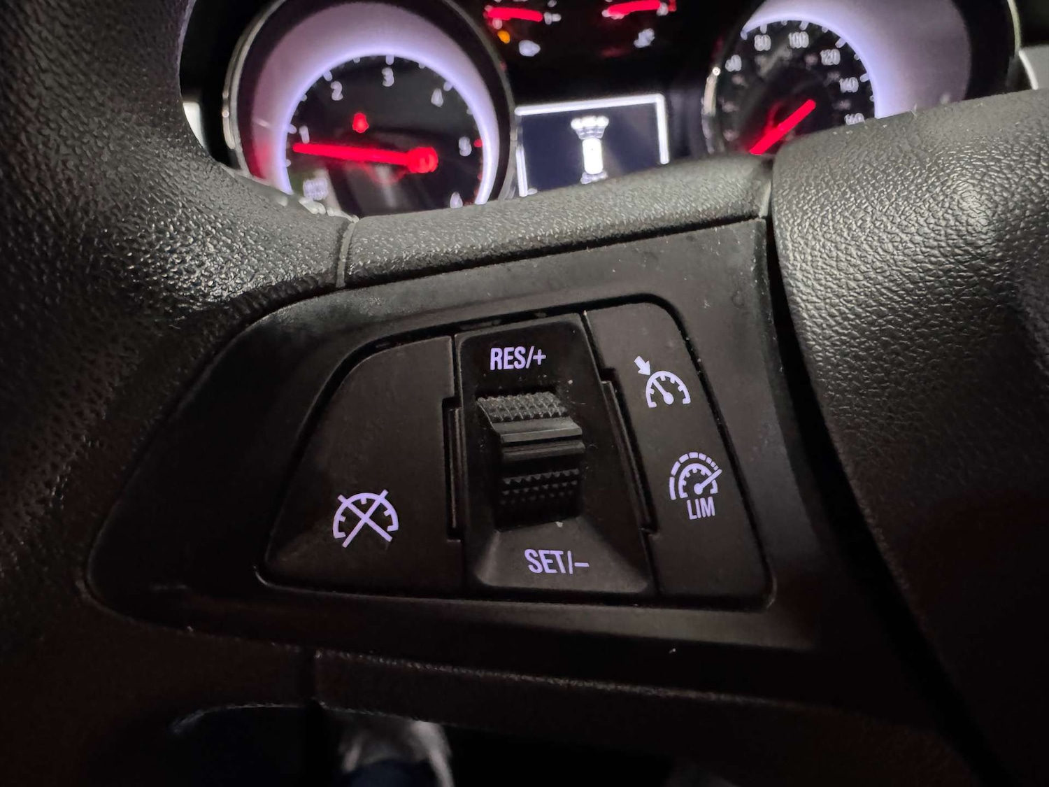 Used Vauxhall Astra 2017 for sale - 76905287: Photo 20