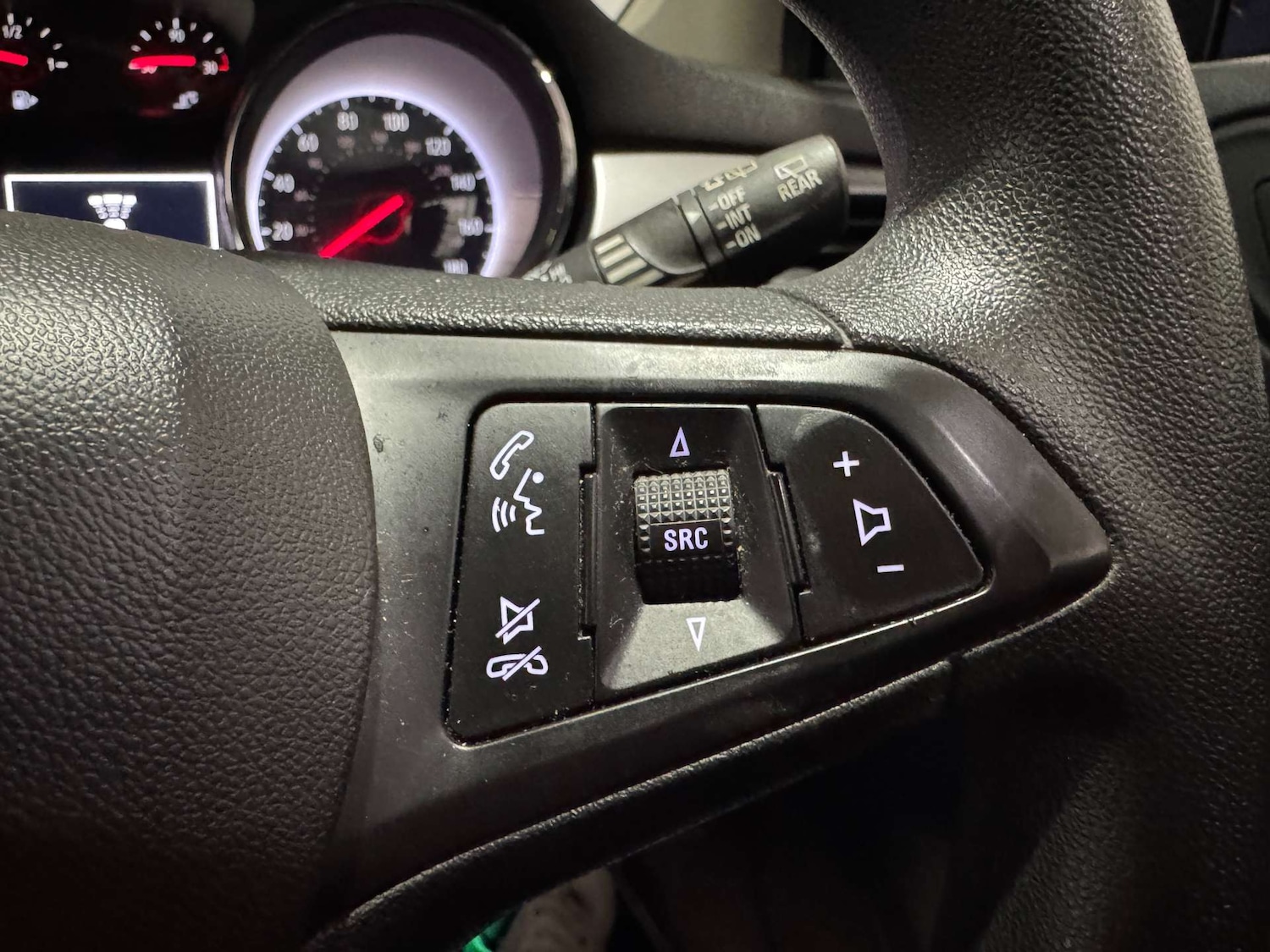 Used Vauxhall Astra 2017 for sale - 76905287: Photo 23