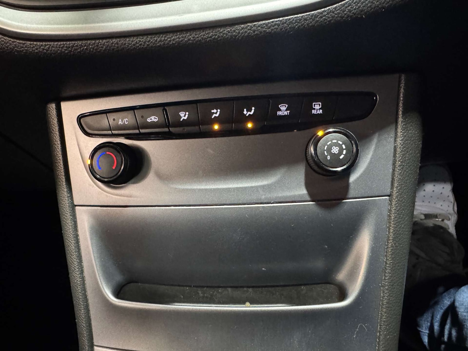 Used Vauxhall Astra 2017 for sale - 76905287: Photo 24