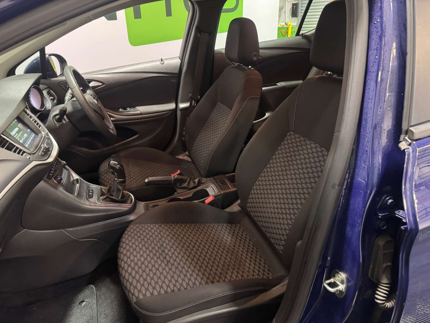 Used Vauxhall Astra 2017 for sale - 76905287: Photo 33