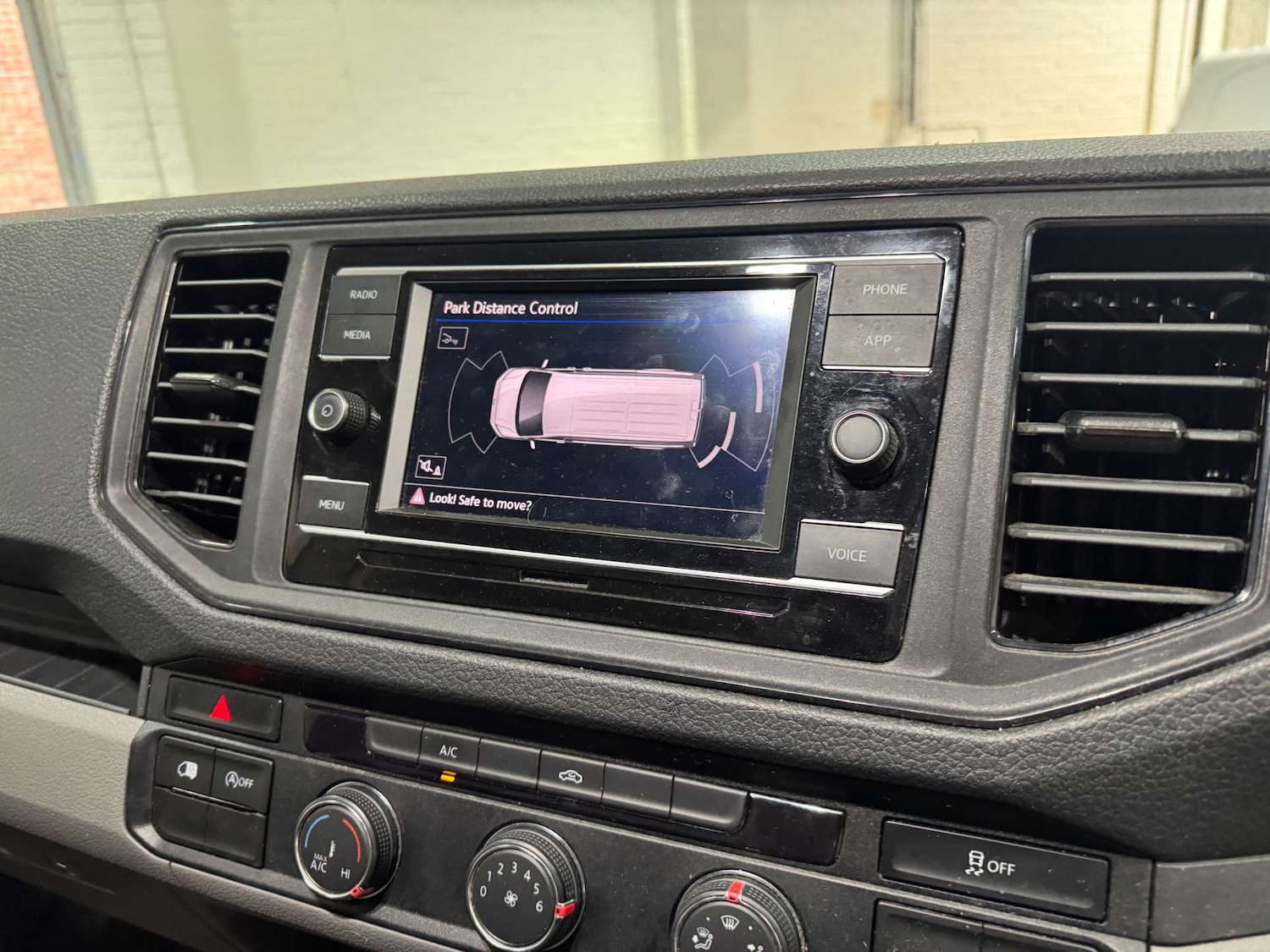 Used Volkswagen Crafter 2023 for sale - 76642935: Photo 10