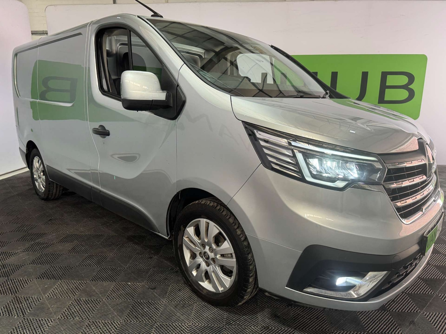 Used Renault Trafic 2022 for sale - 76601839: Photo 1