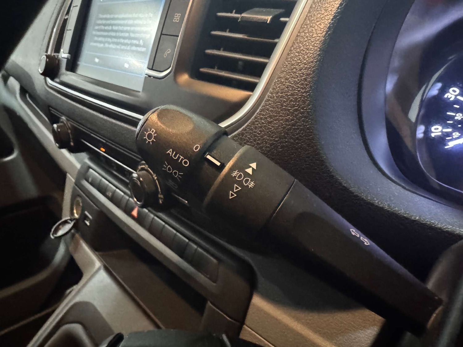 Used Peugeot Expert 2022 for sale - 76544296: Photo 24