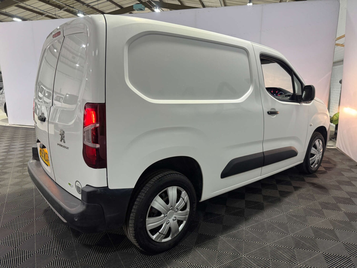 Used Peugeot Partner 2019 for sale - 77337005: Photo 10