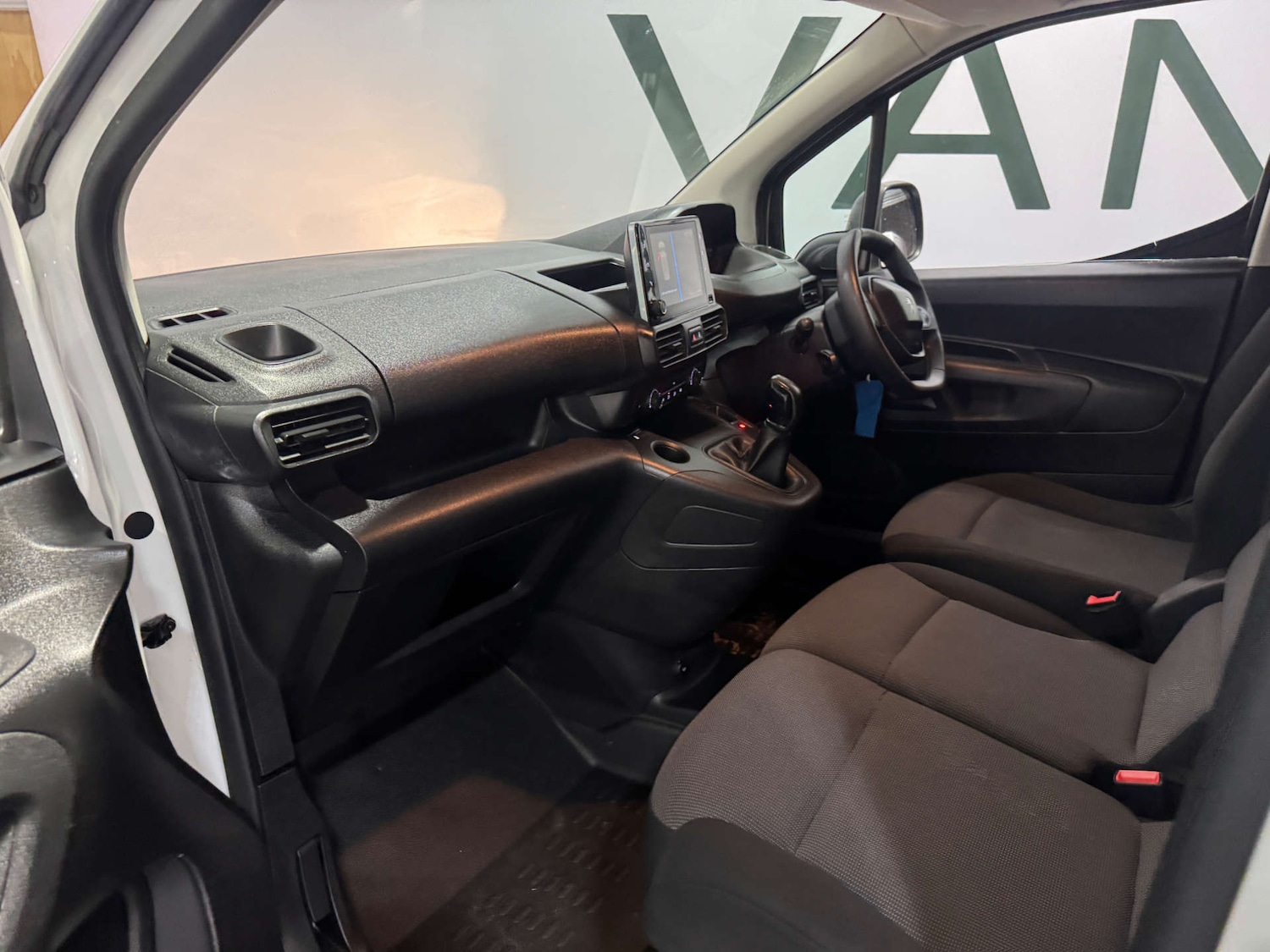 Used Peugeot Partner 2019 for sale - 77337005: Photo 20