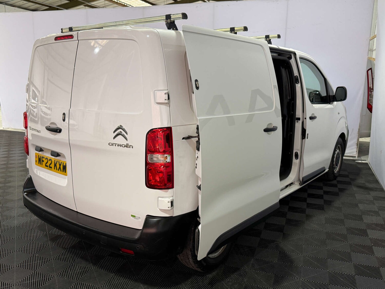 Used Citroen Dispatch 2022 for sale - 76642924: Photo 14