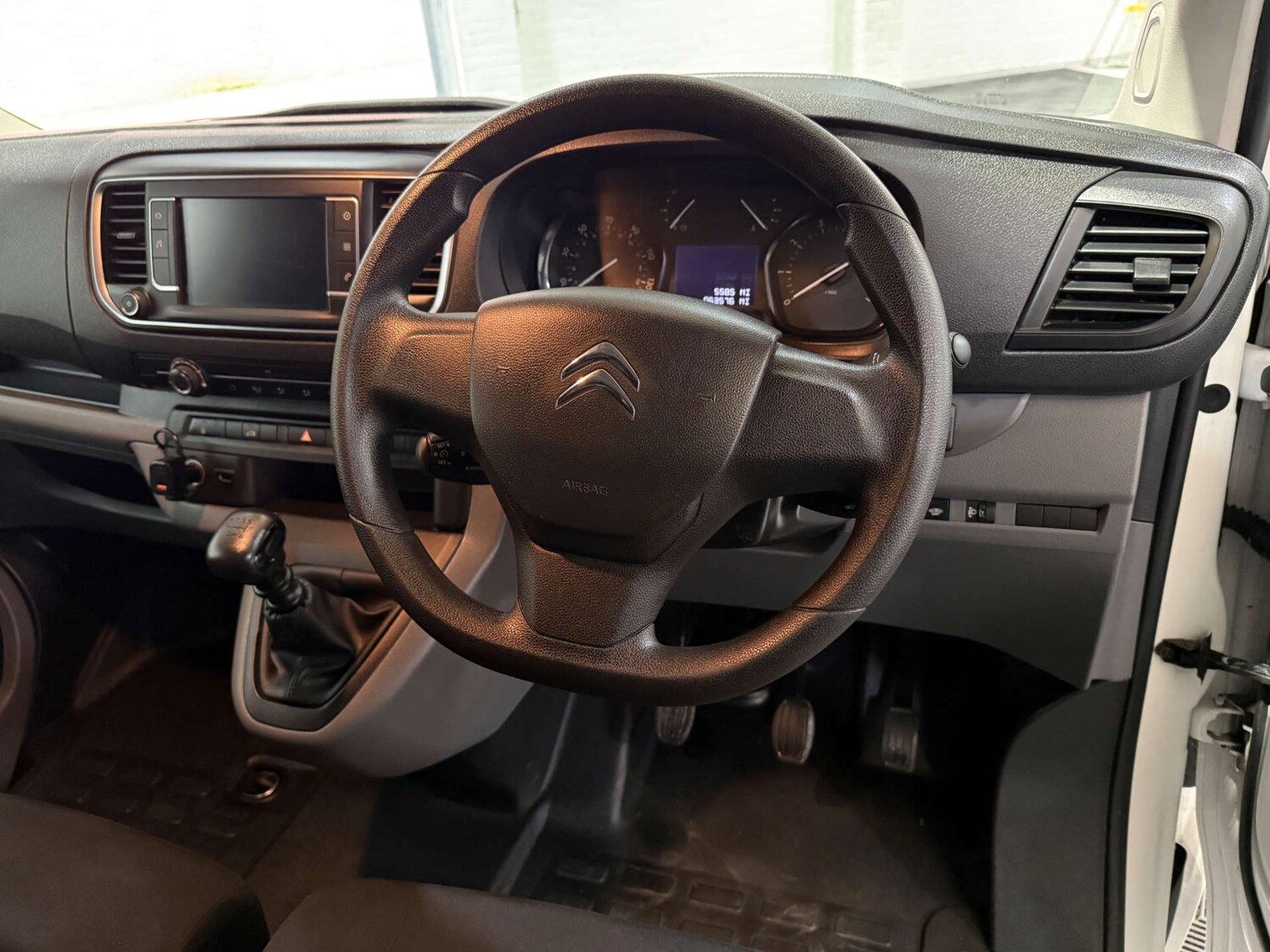 Used Citroen Dispatch 2022 for sale - 76642924: Photo 50