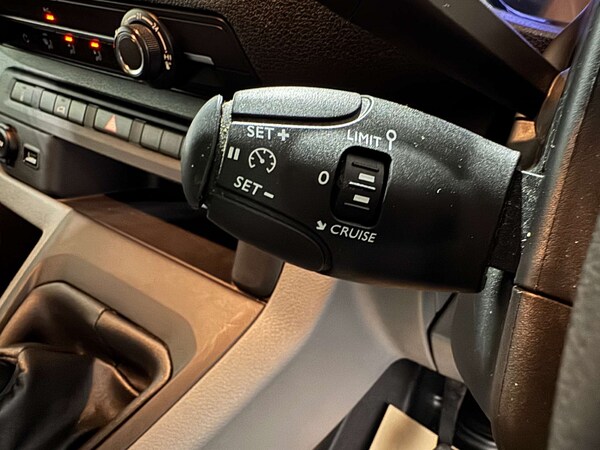 Used Vauxhall Vivaro 2022 for sale - 76118364: Photo 11
