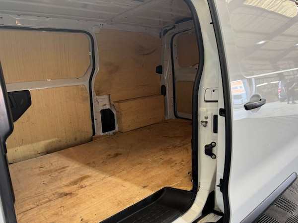 Used Vauxhall Vivaro 2023 for sale - 75546552: Photo 24