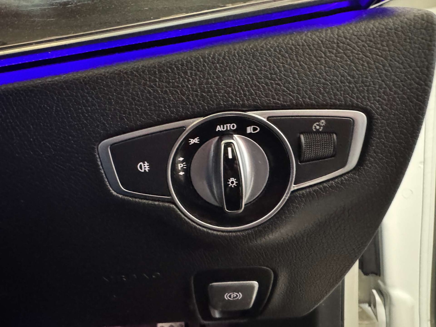 Used Mercedes-Benz E Class 2018 for sale - 76038499: Photo 13