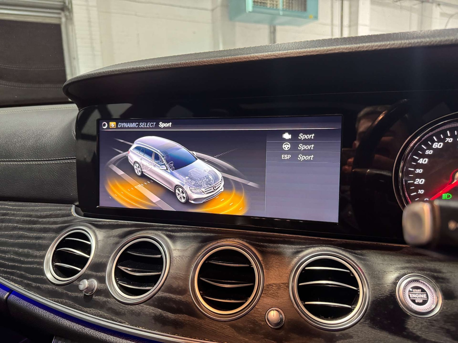 Used Mercedes-Benz E Class 2018 for sale - 76038499: Photo 28