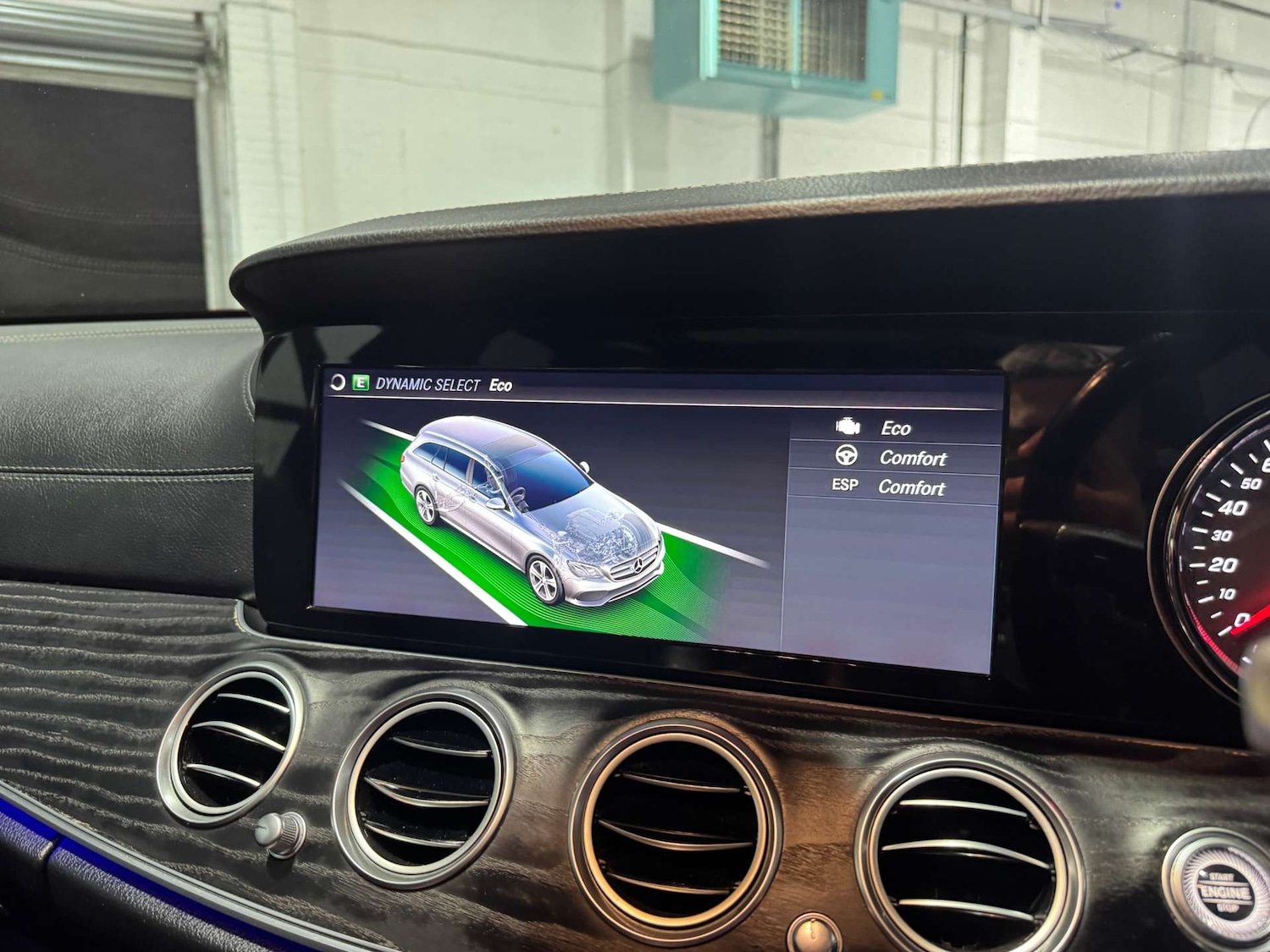 Used Mercedes-Benz E Class 2018 for sale - 76038499: Photo 30