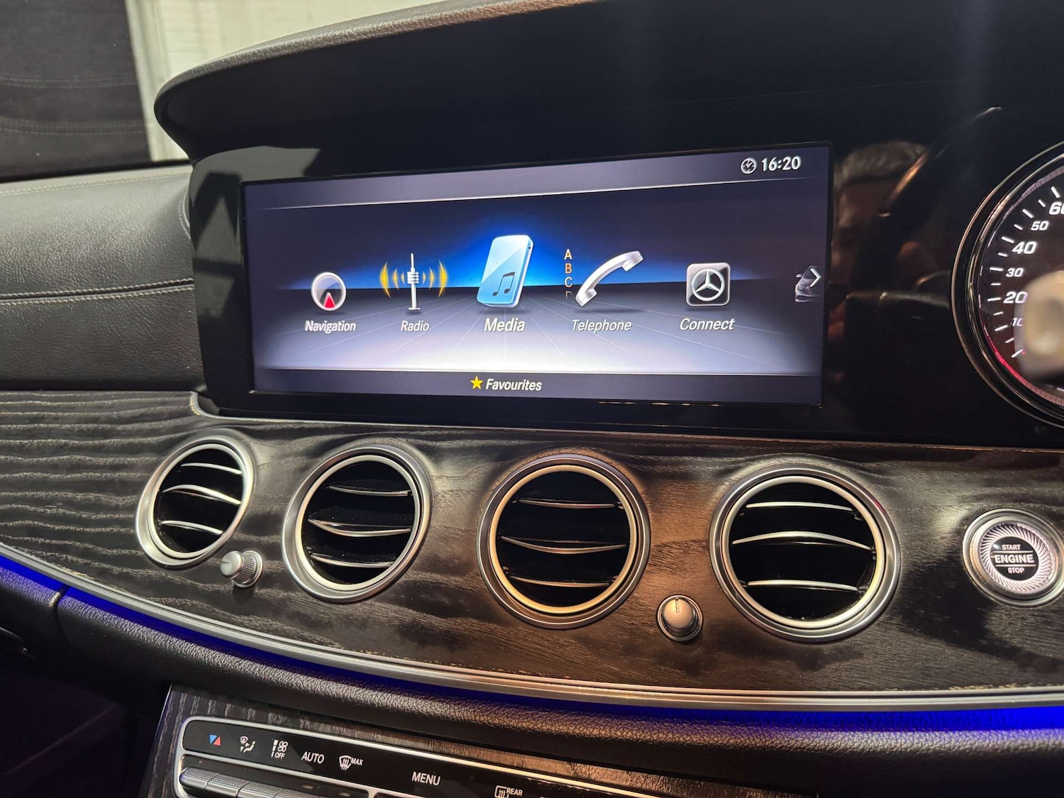 Used Mercedes-Benz E Class 2018 for sale - 76038499: Photo 35