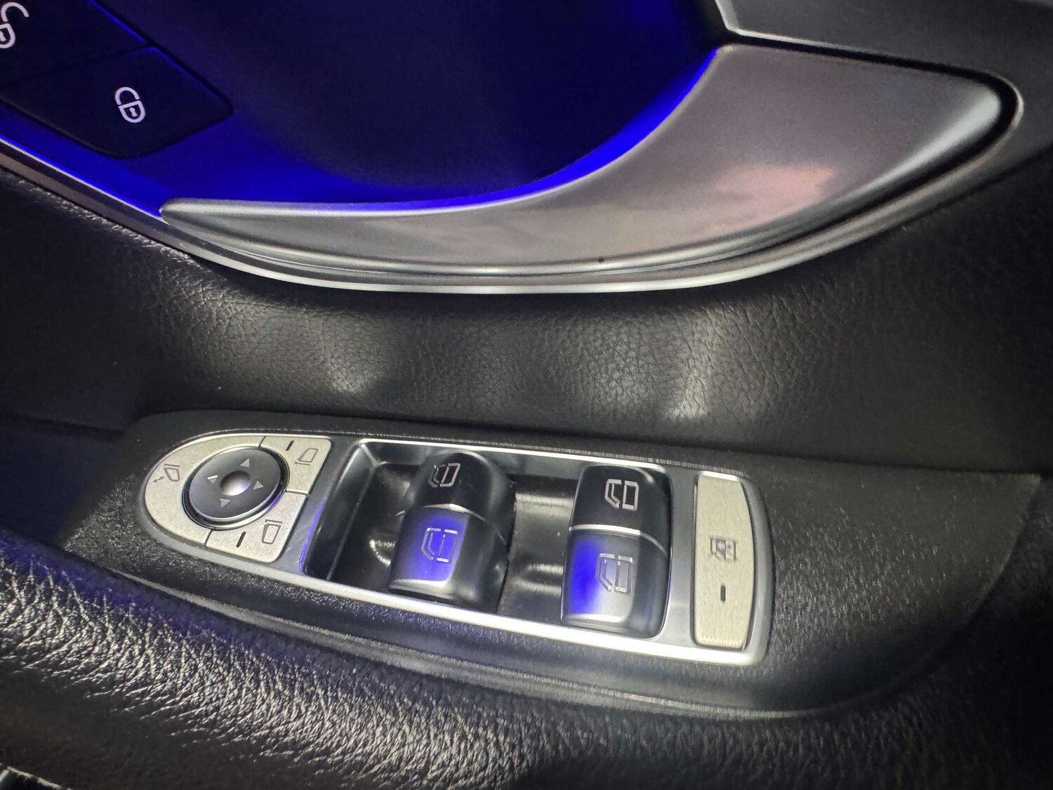 Used Mercedes-Benz E Class 2018 for sale - 76038499: Photo 54