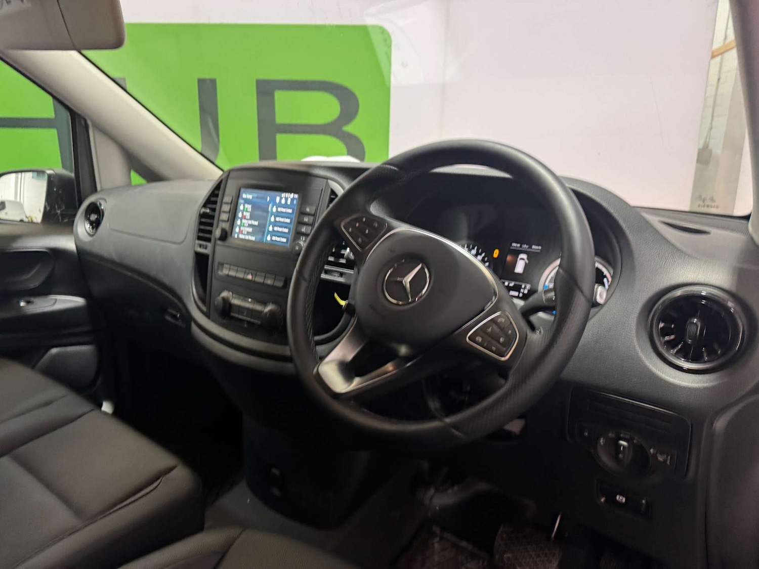 Used Mercedes-Benz Vito 2024 for sale - 76477410: Photo 17