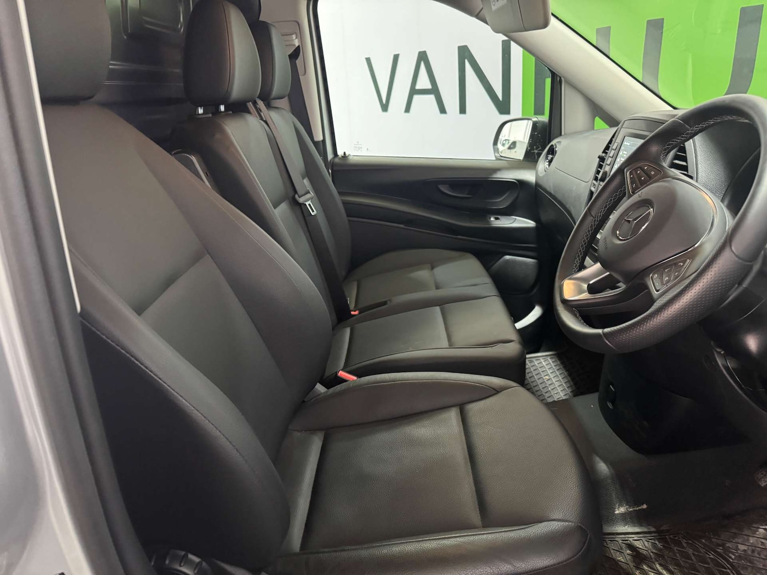 Used Mercedes-Benz Vito 2024 for sale - 76477410: Photo 7