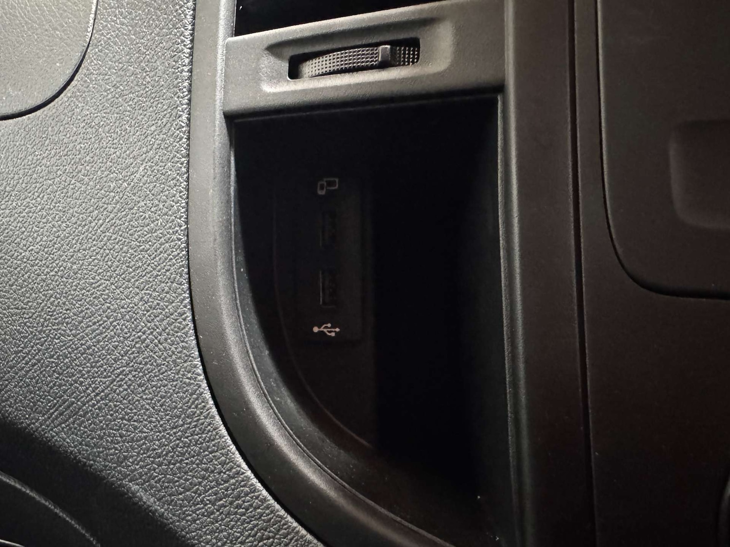 Used Mercedes-Benz Vito 2024 for sale - 76477410: Photo 8