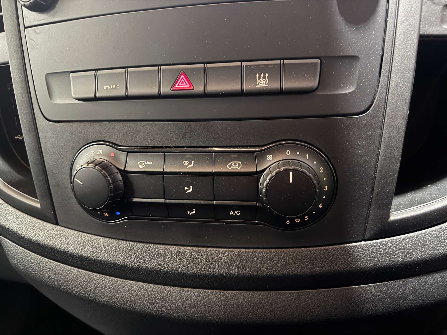 Used Mercedes-Benz Vito 2024 for sale - 76477410: Photo 9