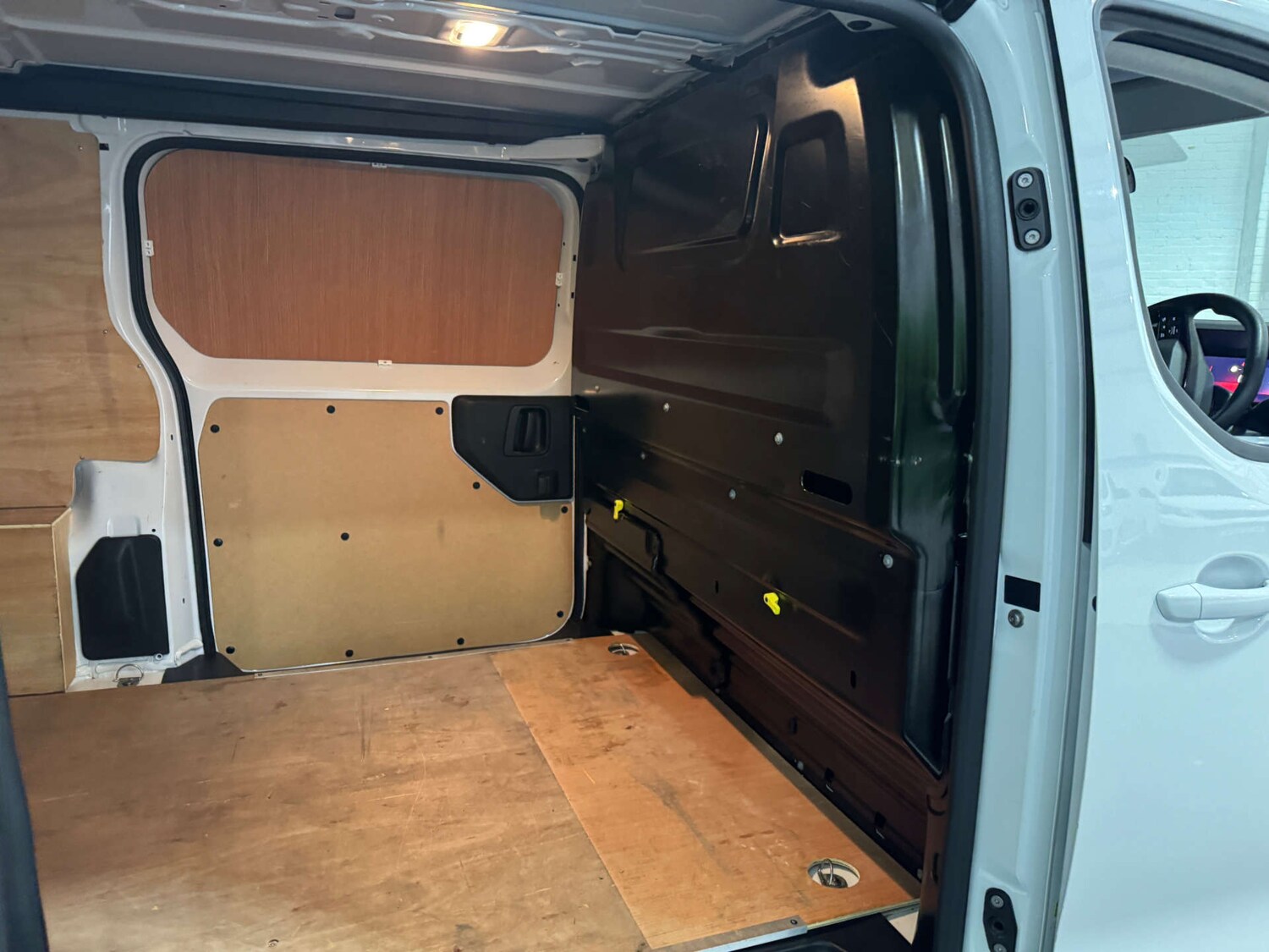 Used Vauxhall Vivaro 2024 for sale - 77434640: Photo 28