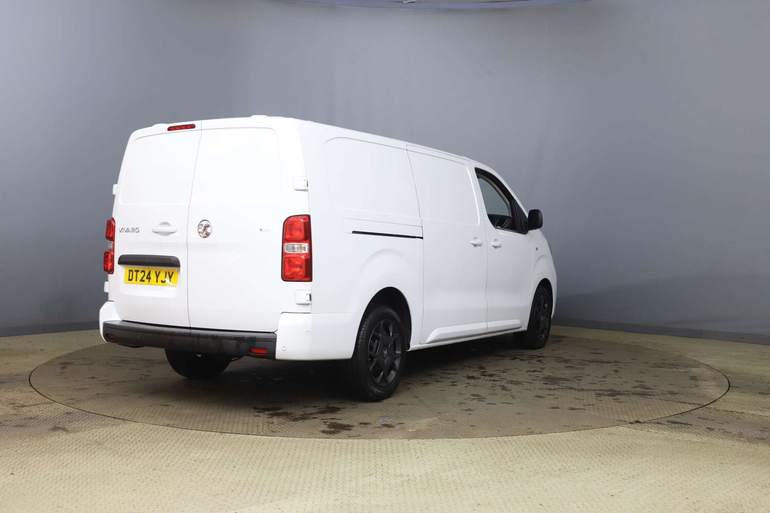 Used Vauxhall Vivaro 2024 for sale - 77434640: Photo 6