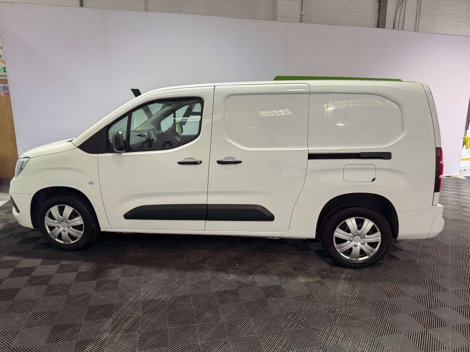 Used Vauxhall Combo 2021 for sale - 76331487: Photo 4