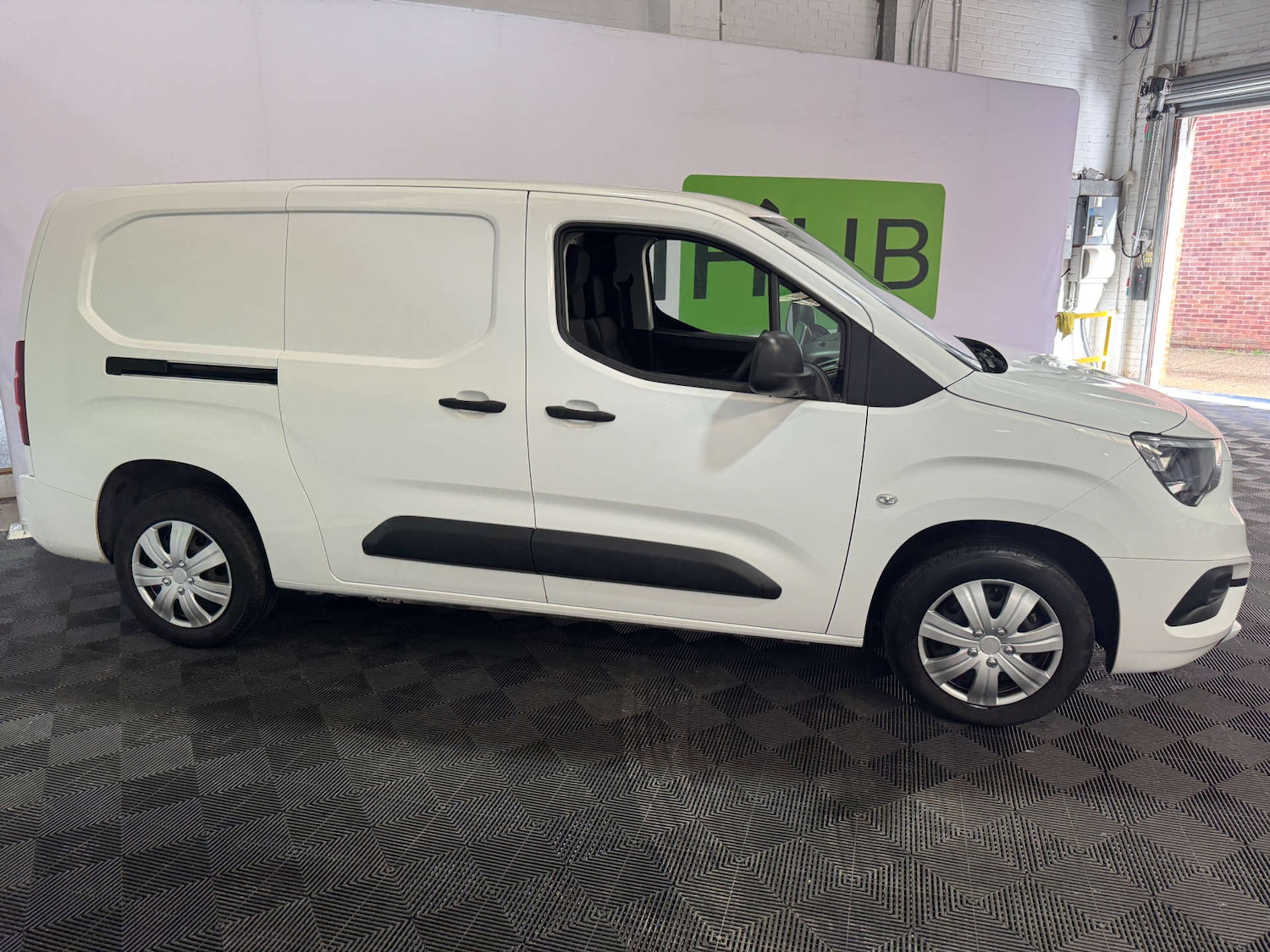 Used Vauxhall Combo 2021 for sale - 76331487: Photo 7