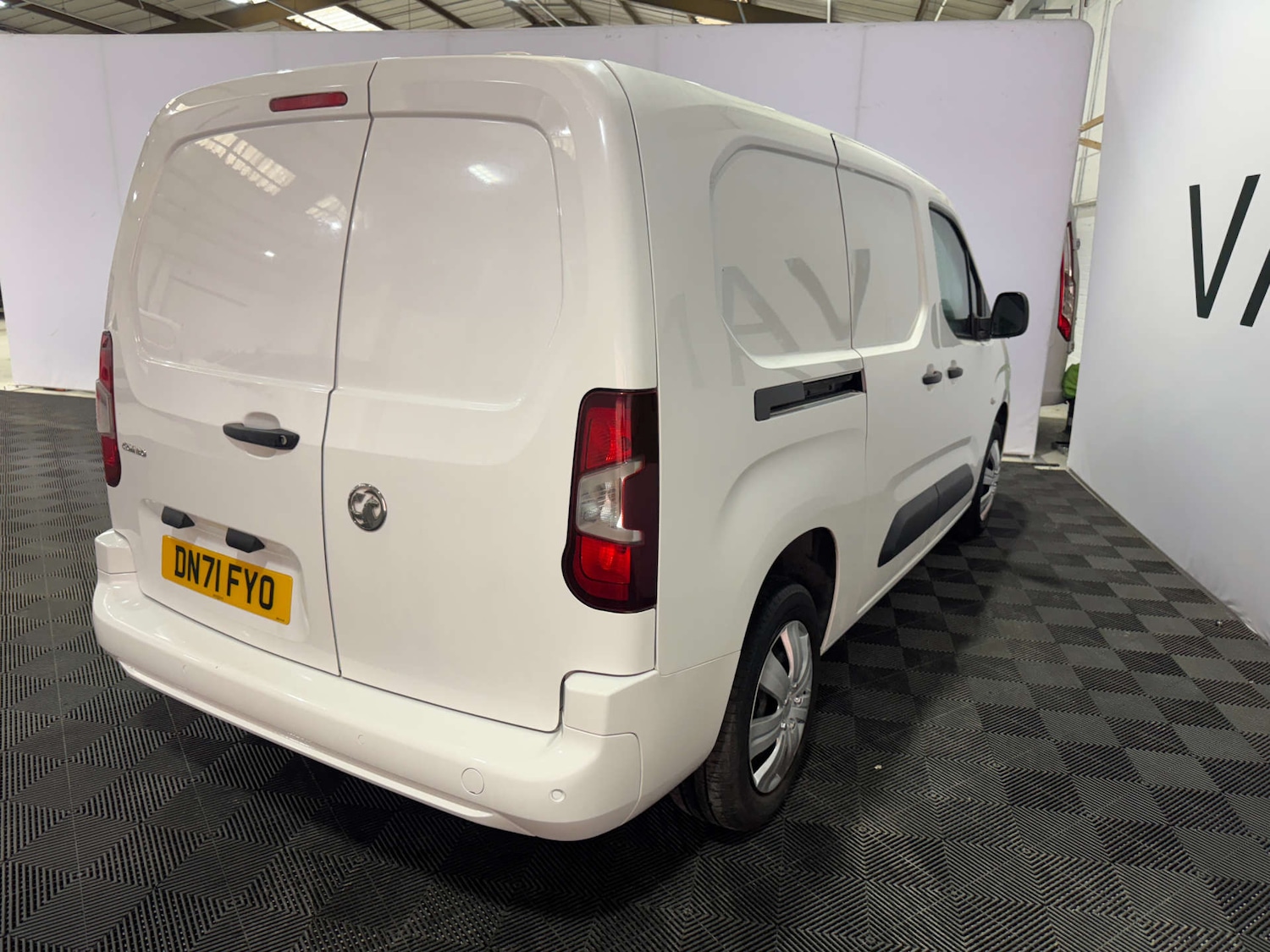 Used Vauxhall Combo 2021 for sale - 76331487: Photo 9