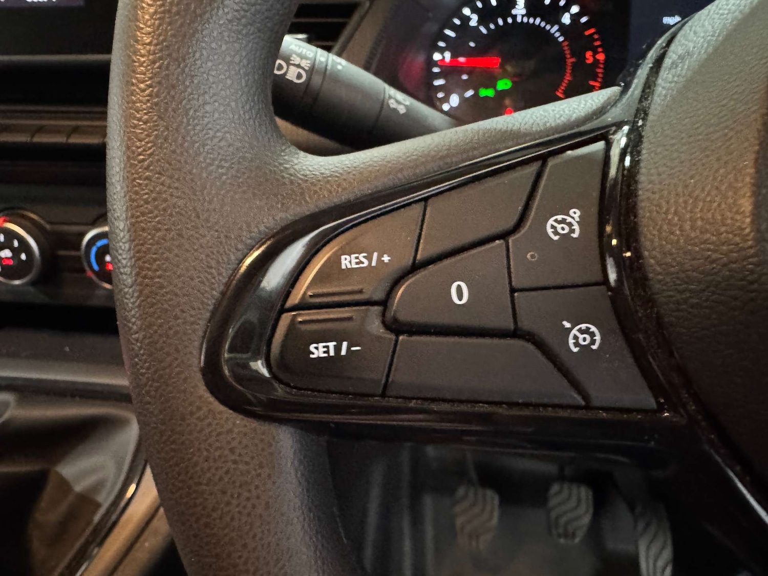 Used Renault Kangoo 2024 for sale - 76601825: Photo 11