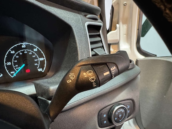 Used Ford Transit Custom 2023 for sale - 76252738: Photo 9