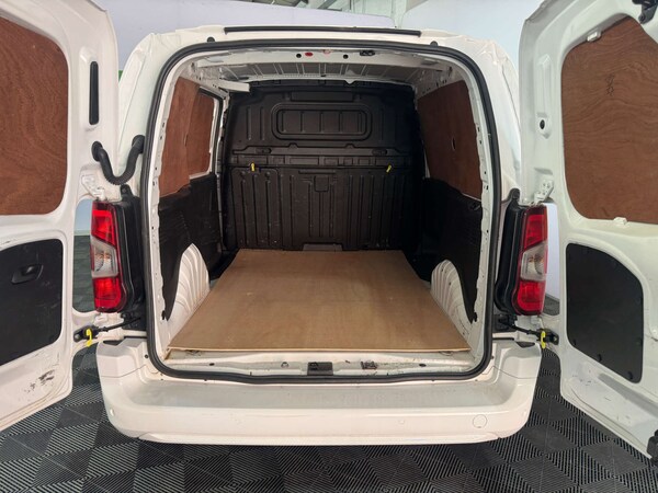 Used Vauxhall Combo 2021 for sale - 76182682: Photo 32