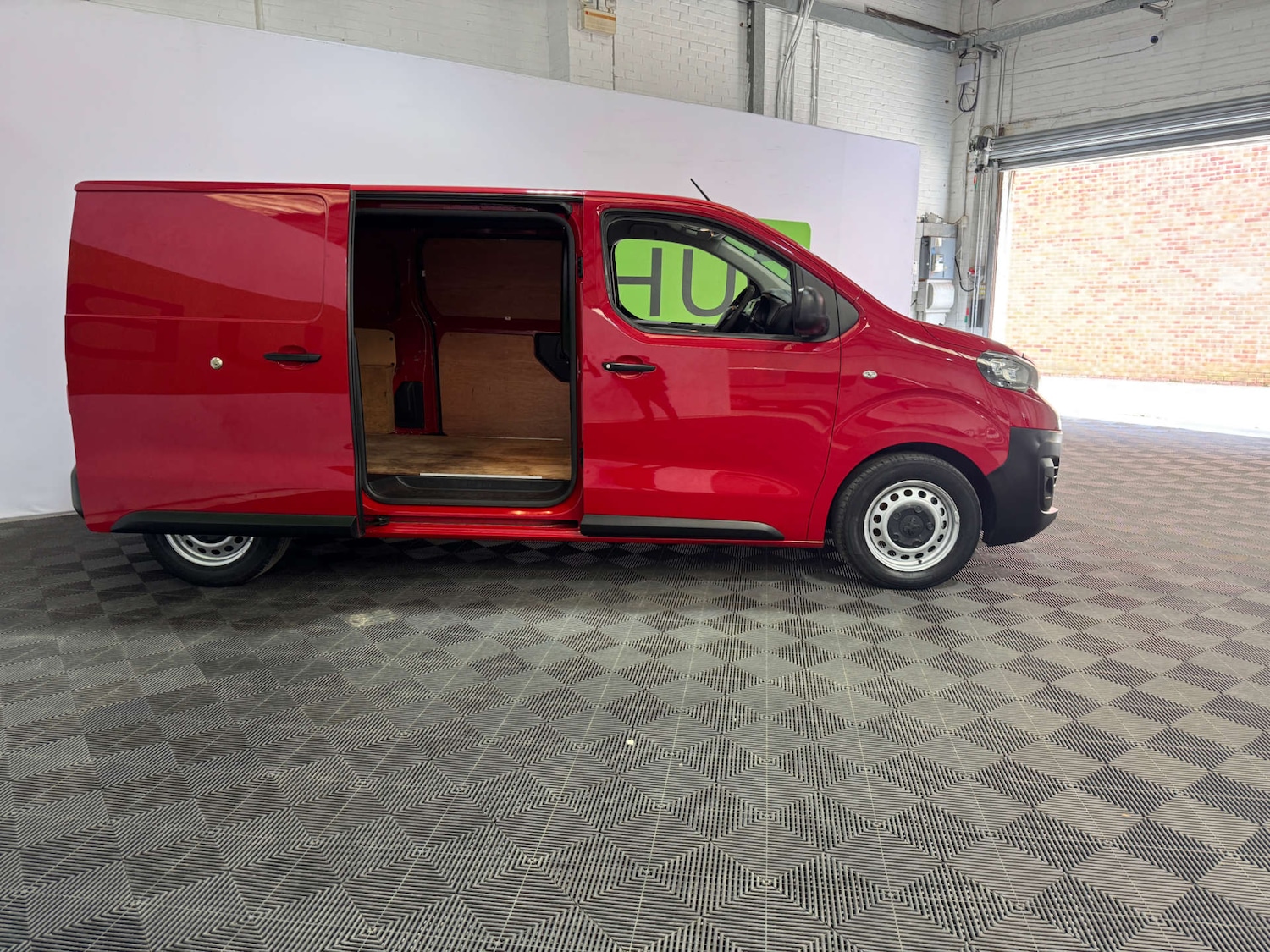 Used Peugeot Expert 2018 for sale - 77934054: Photo 9