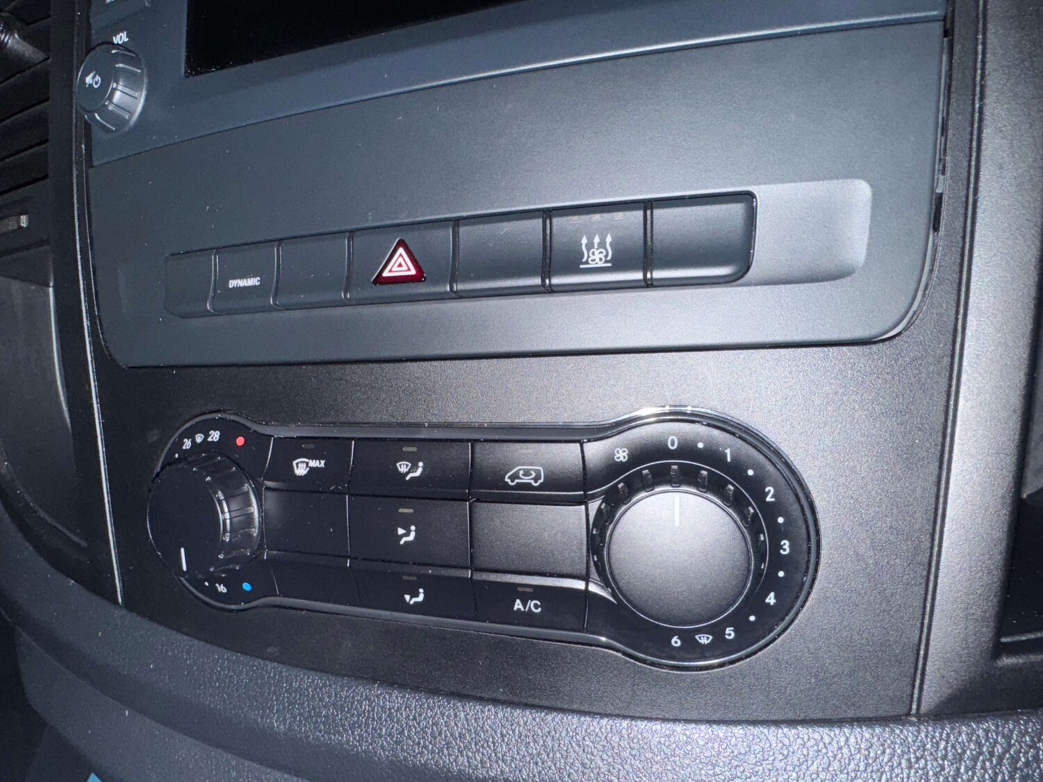 Used Mercedes-Benz Vito 2024 for sale - 77420182: Photo 19