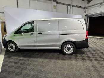 Used Mercedes-Benz Vito 2024 for sale - 77420182: Photo