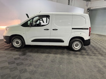 Used Vauxhall Combo 2022 for sale - 79502505: Photo